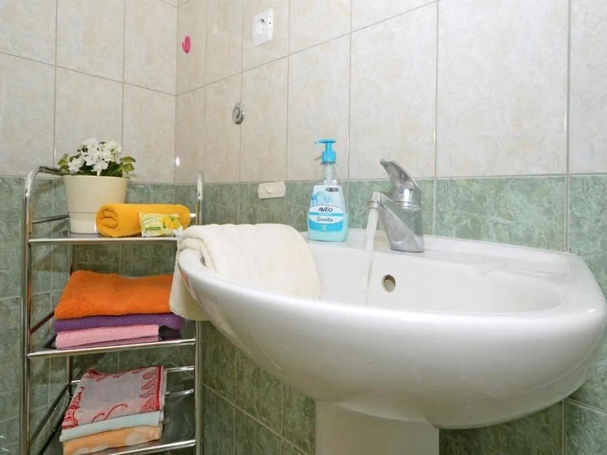 Apartments Zar Seget Vranjica