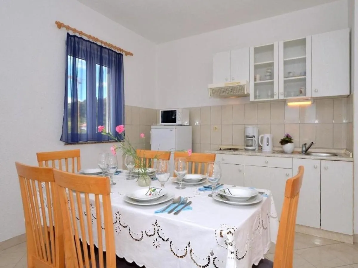 Apartments Zar Seget Vranjica