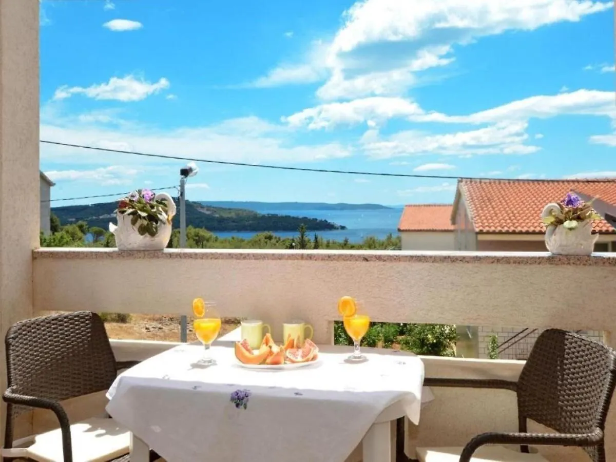 Apartments Zar Seget Vranjica