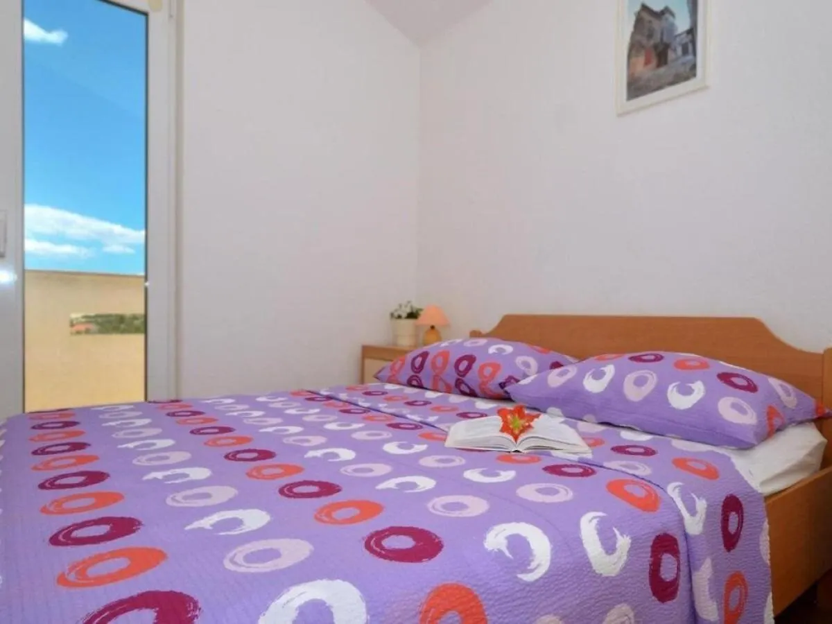 Apartments Zar Seget Vranjica