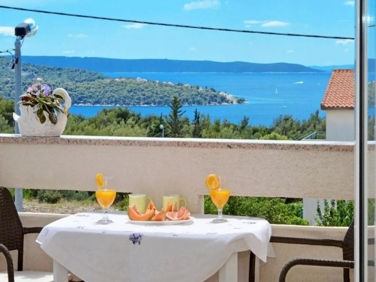 Apartments Zar Seget Vranjica