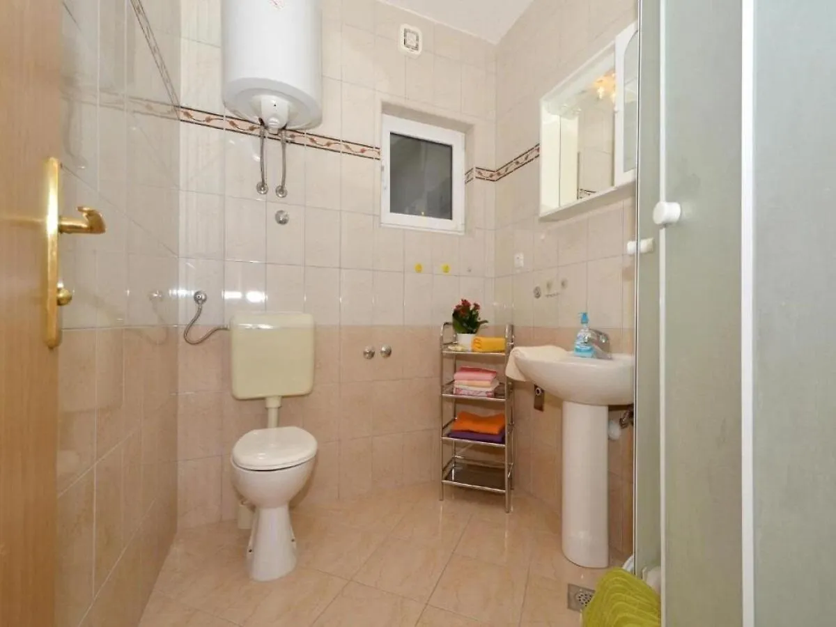 Apartments Zar Seget Vranjica