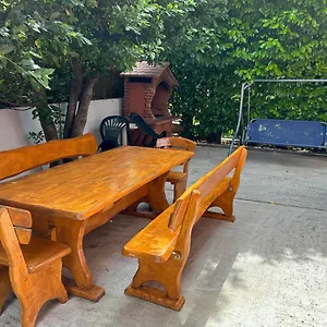  Apartment Stina